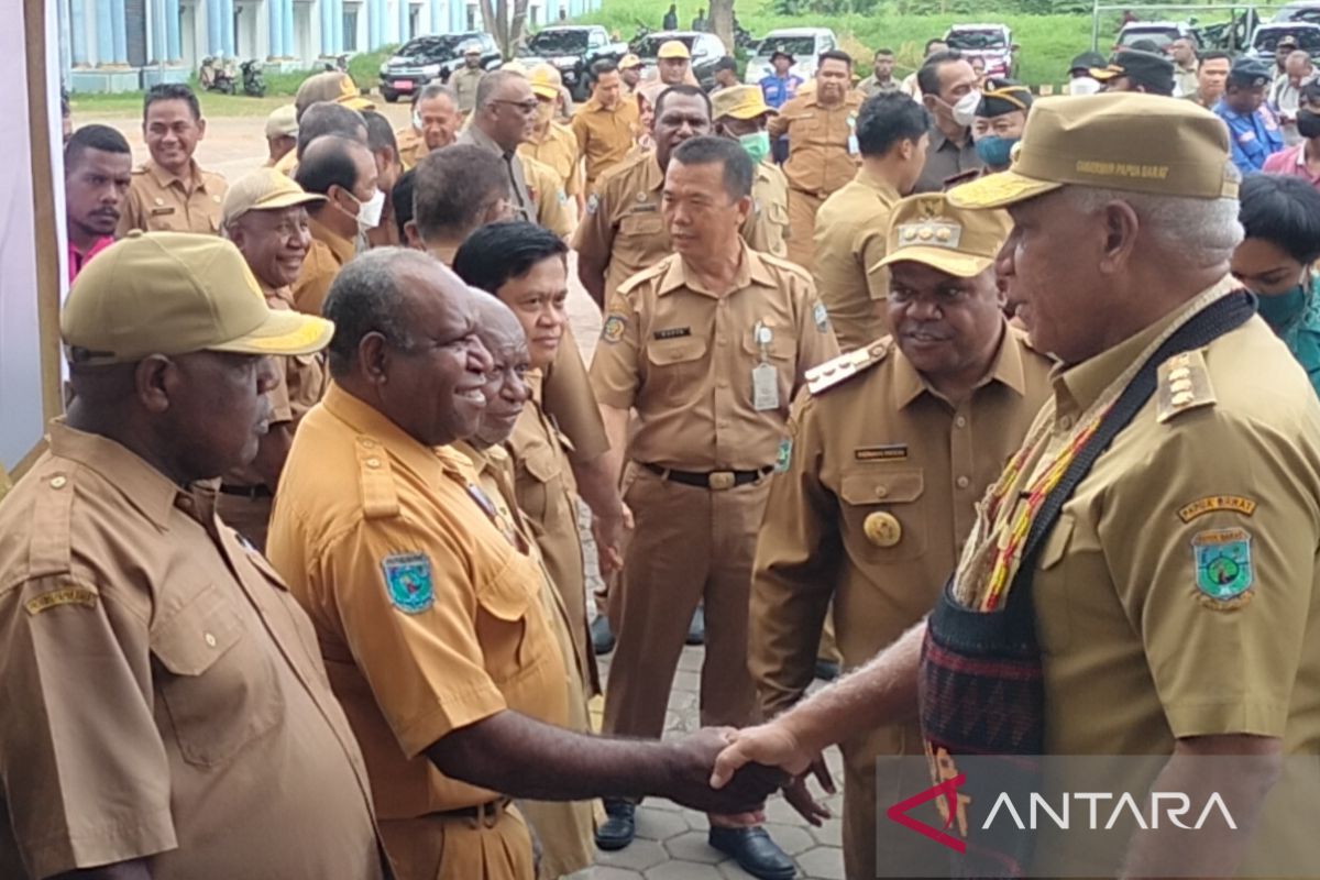 Program percepatan pembangunan Manokwari dikonsultasikan ke Kementerian dan Lembaga