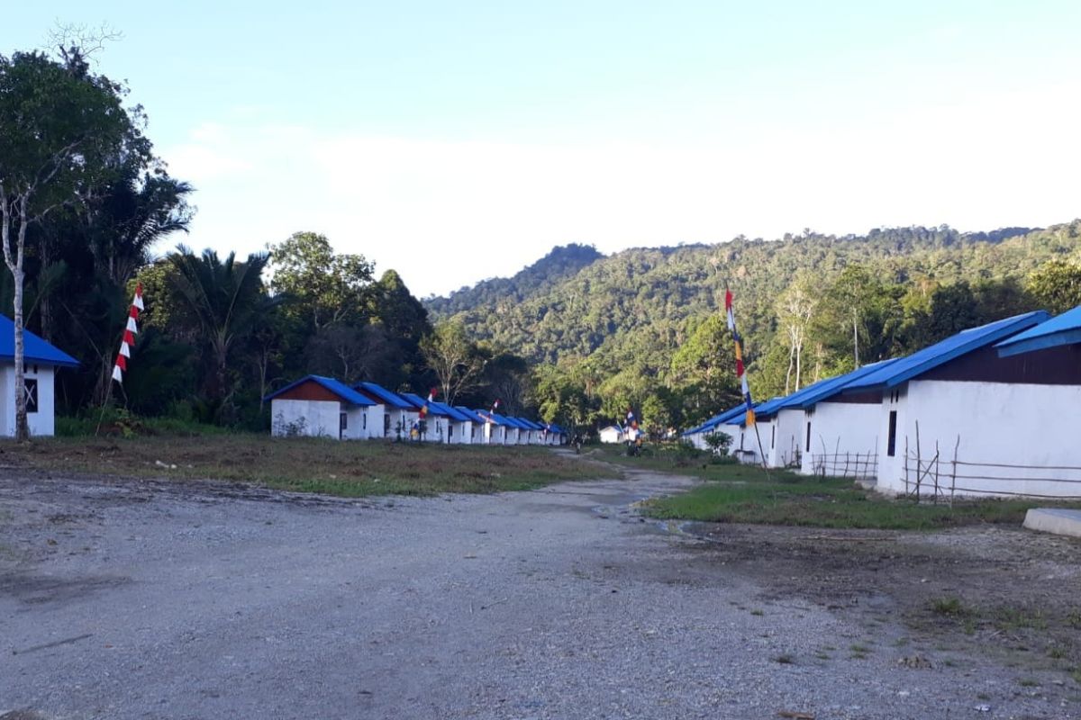 Kemensos bangun 44 rumah untuk warga di Teluk Wondama