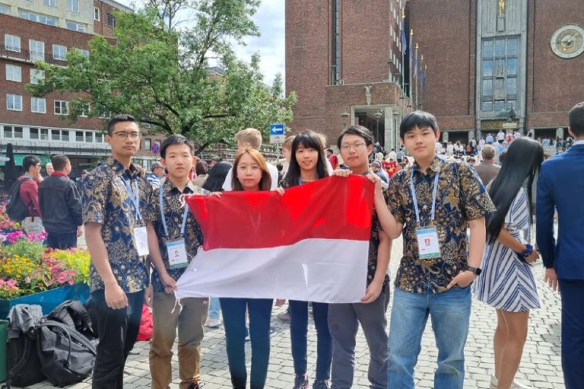 Selamat, Tim Indonesia raih enam medali di olimpiade matematika internasional di Oslo