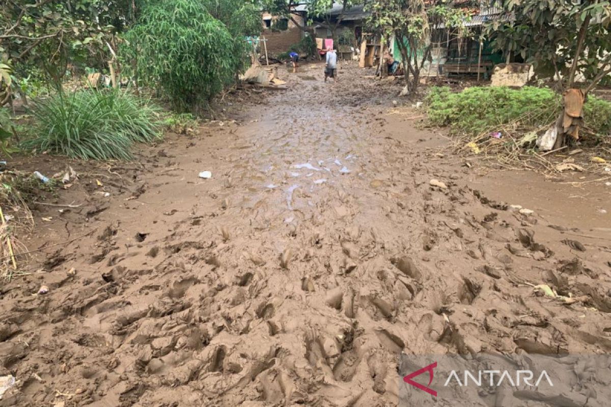 Bupati Garut: Kampung yang rawan banjir harus dikosongkan