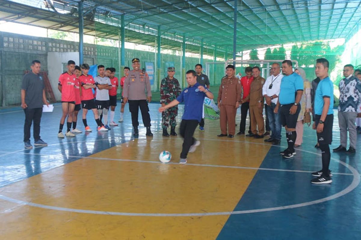 32 tim meriahkan turnamen futsal antinarkotika