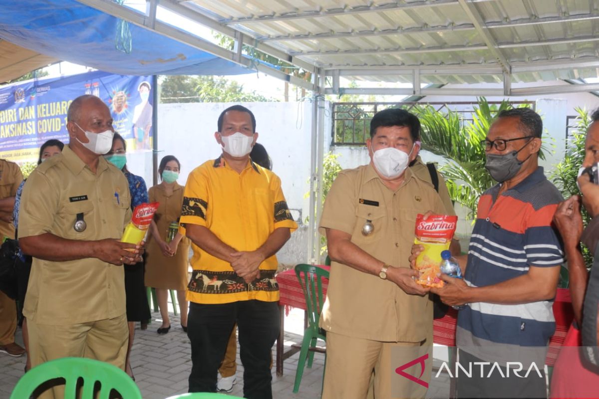 Pemkab Kupang perluas layanan vaksinasi boster cegah  COVID-19