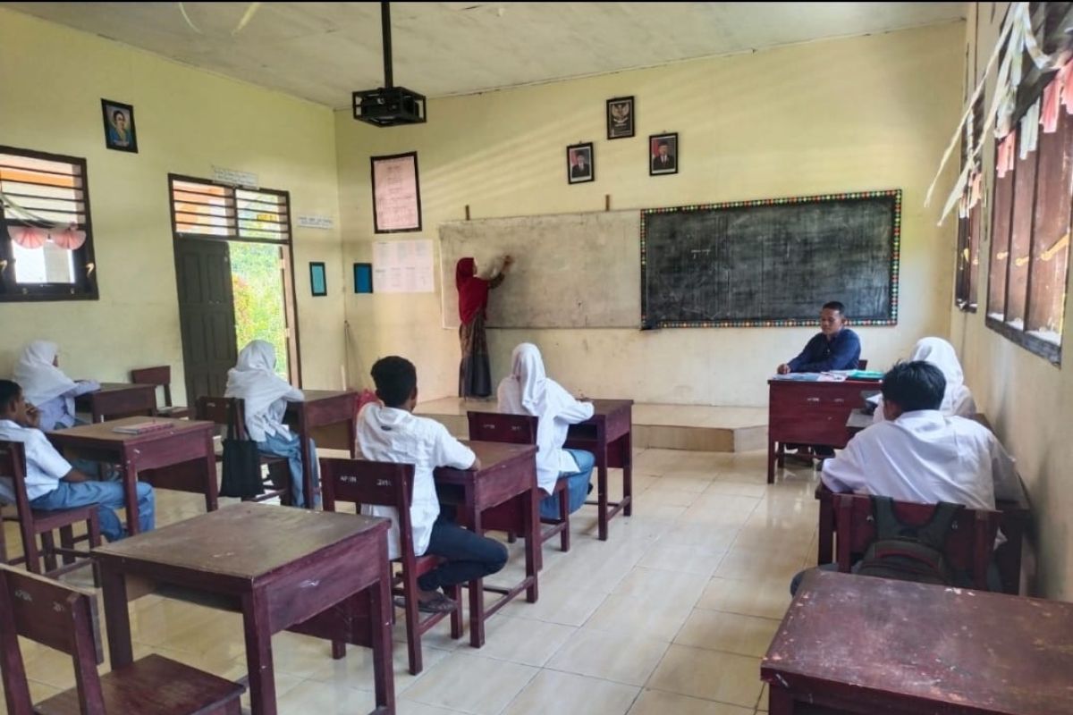 Ini dia kelas jarak jauh untuk pelajar di pelosok Aceh Selatan