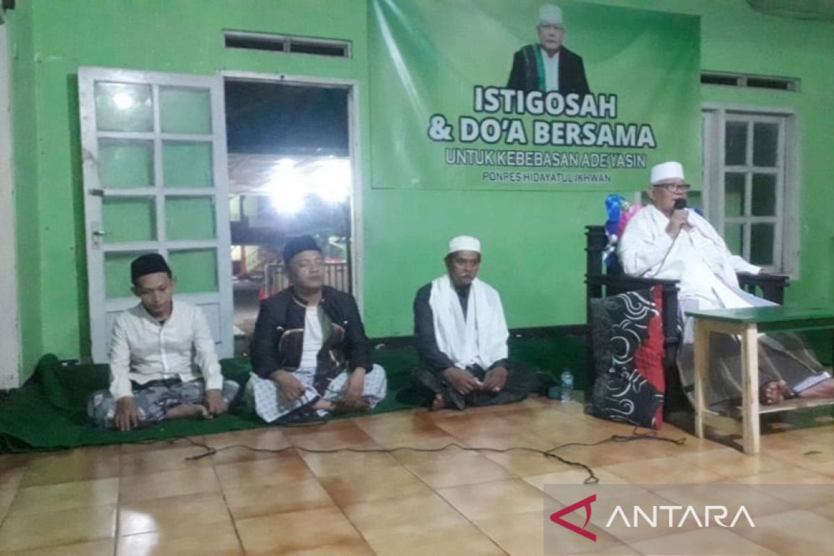 Istigasah doakan Ade Yasin digelar di Ponpes Hidayatul Ikhwan Bogor