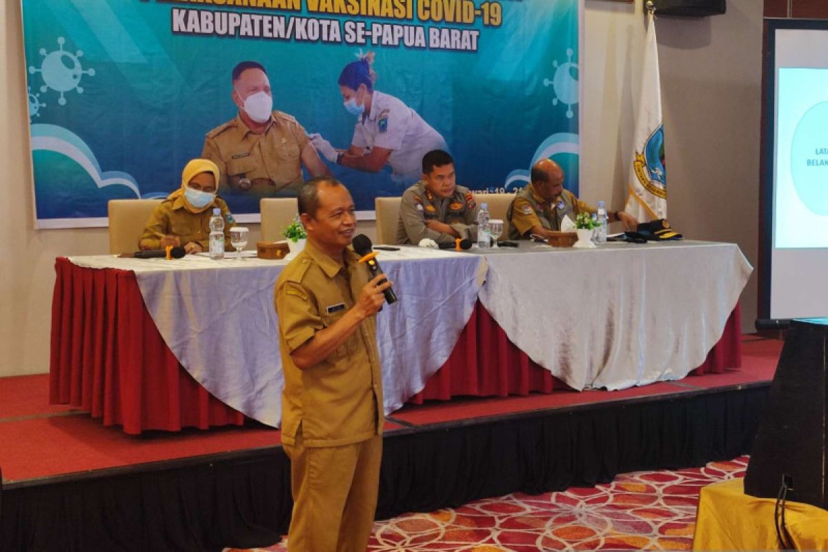 Duta vaksinasi Papua Barat dorong capaian vaksin booster