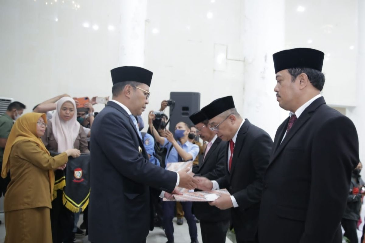 Wali Kota Makassar dorong lima direksi baru Perusda tingkatkan PAD