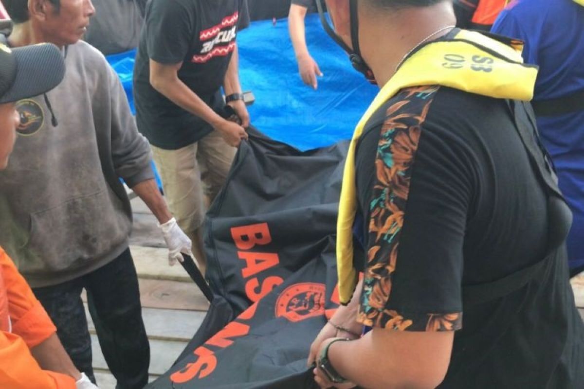 Tim SAR berhasil menemukan jasad Baharuddin dalam perut buaya
