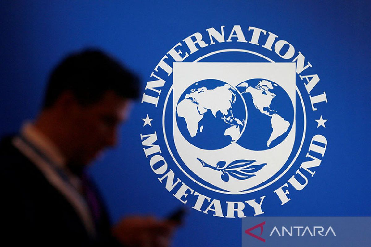 IMF sebut prospek ekonomi global semakin suram &  banyak risiko