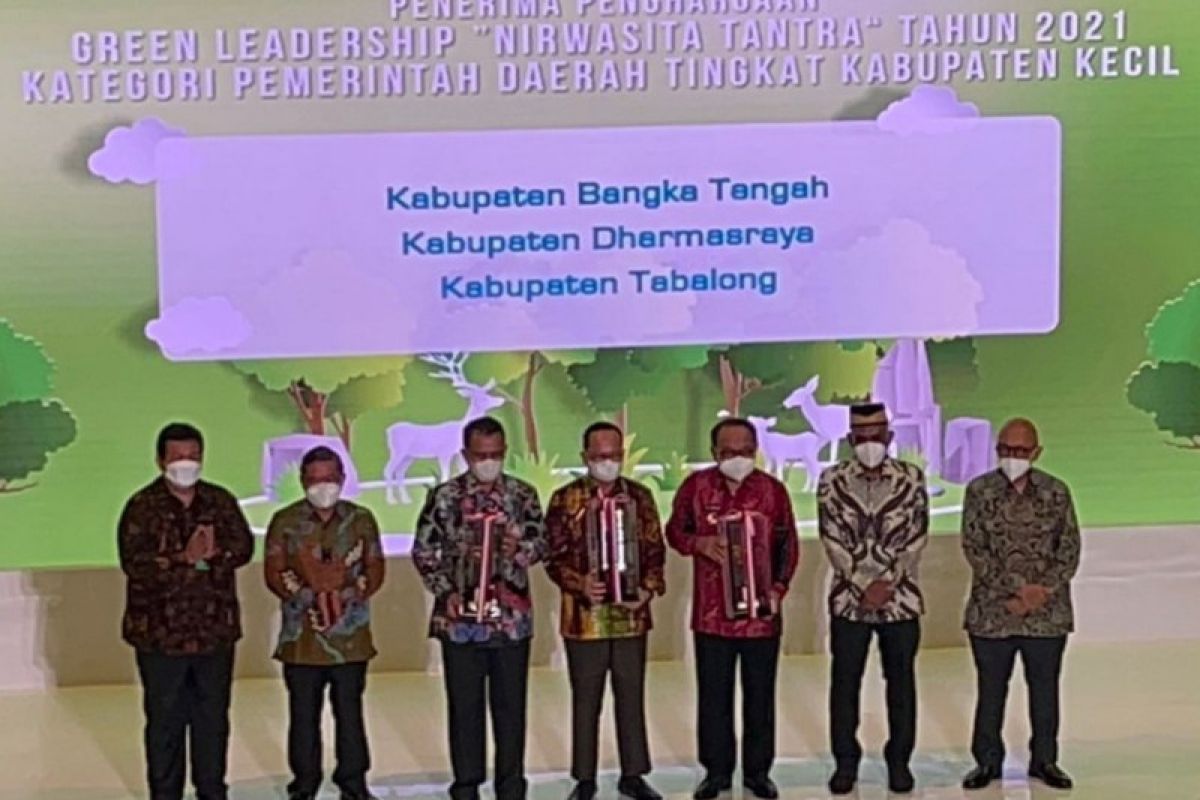 Pemkab Tabalong terima penghargaan Nirwasita Tantra 2021