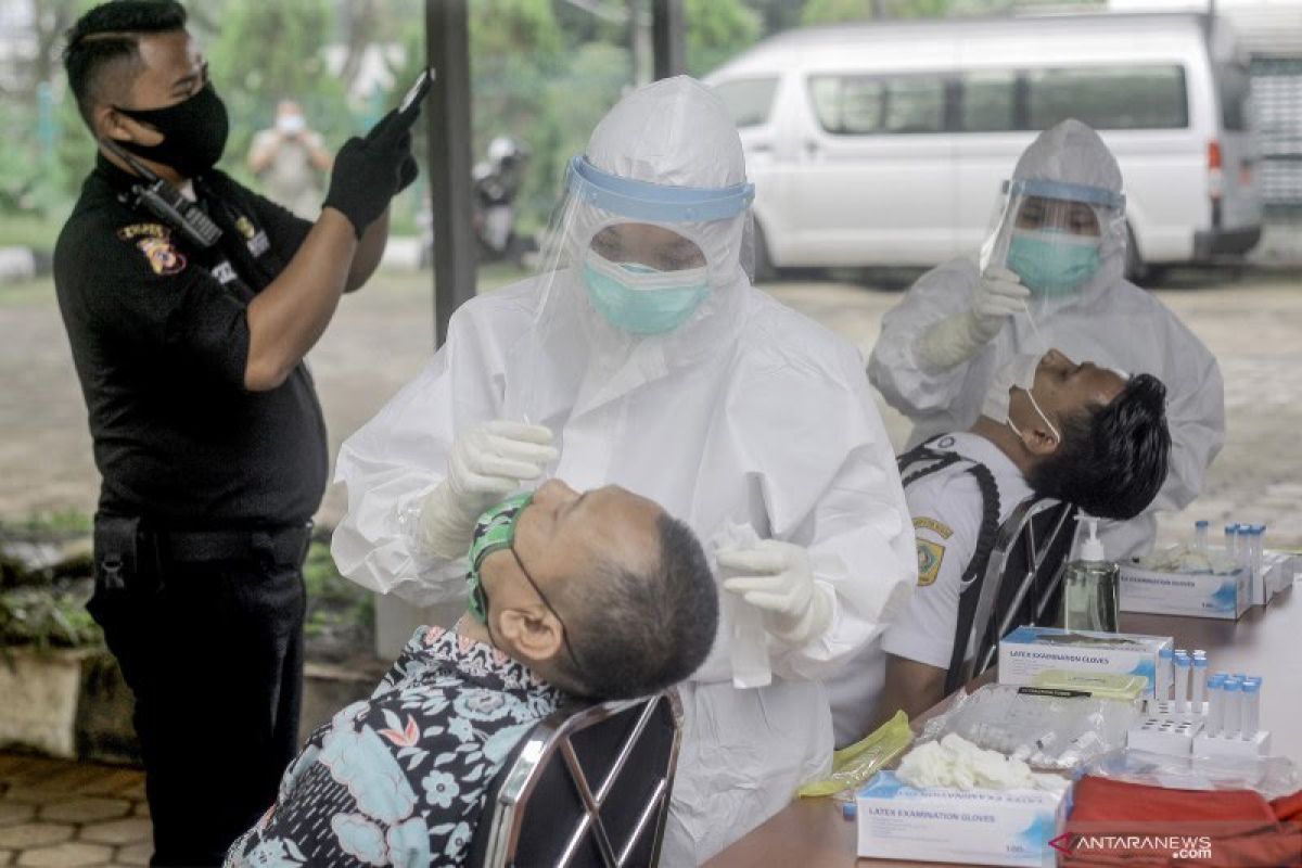 DPRD Medan ingatkan pemkot bijak menyikapi melonjaknya COVID-19