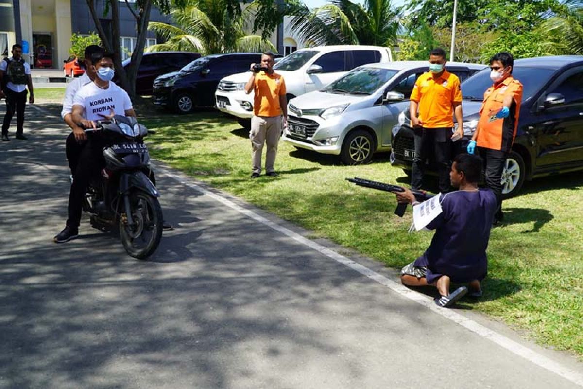 Polisi rekonstruksi penembakan petani Aceh Besar, 30 adegan diperagakan