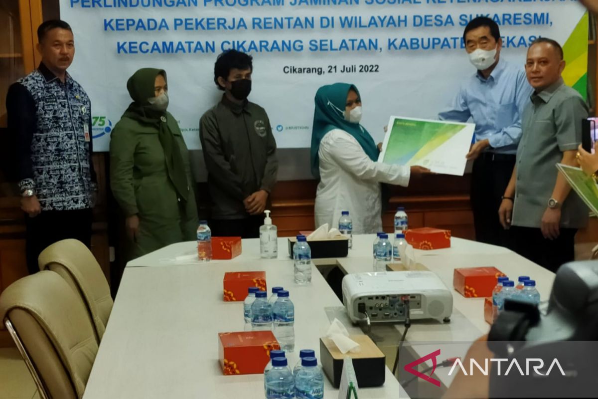 PT Kawai salurkan dana sosial iuran BPJAMSOSTEK pekerja rentan