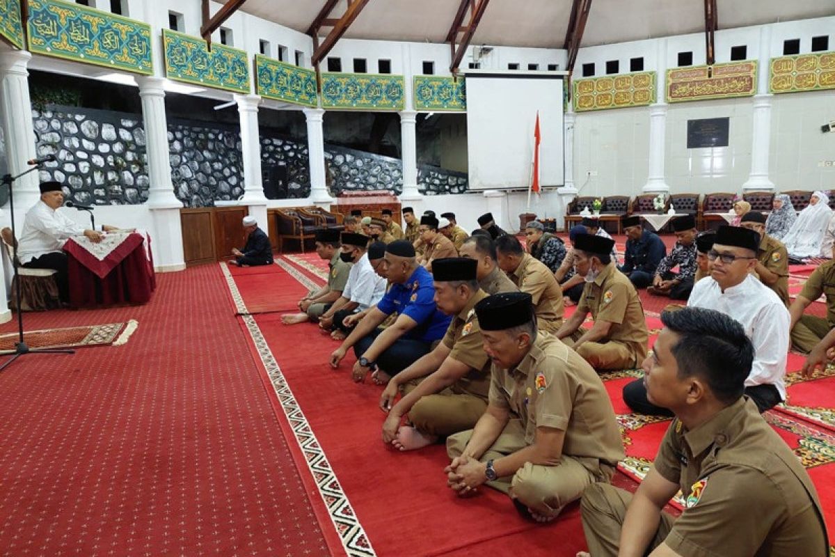 Wako Solok apresiasi OPD ikuti rapat koordinasi diawali shalat subuh berjamaah