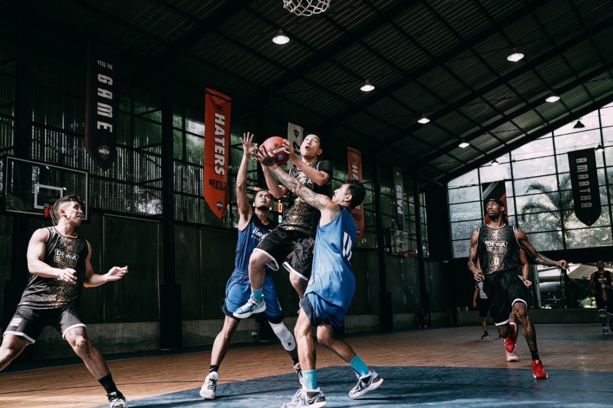 Dewa United makin mantap jelang playoff IBL 2022