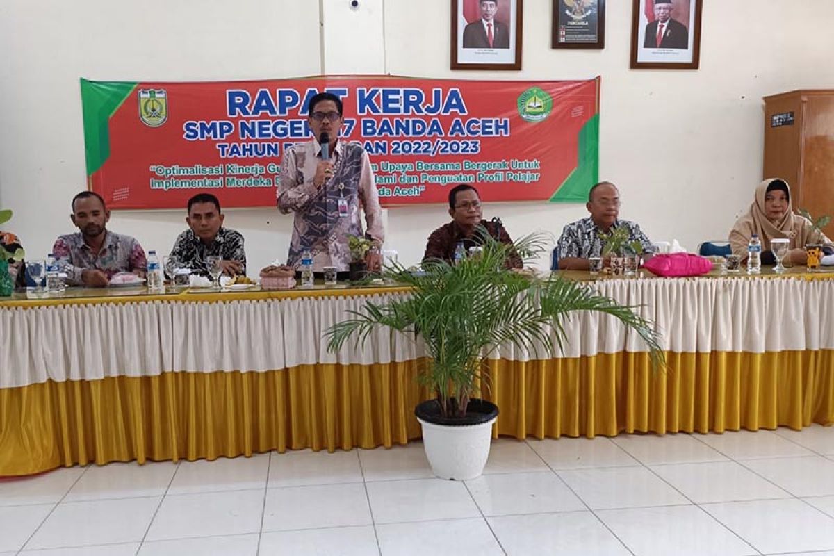 Raker SMPN 17 digelar, ini pesan Kadis Pendidikan Banda Aceh