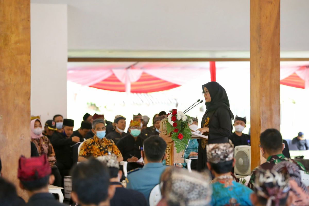 Menampung Keluhan Warga, Bupati Banyuwangi Buka Ruang Dialog Program Curhat Bu Ipuk