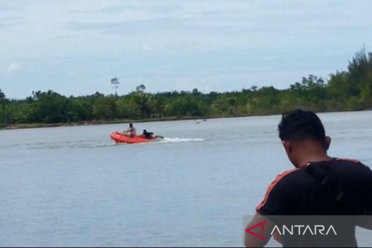Basarnas dan BPBD cari korban tenggelam di sungai Nagan Raya