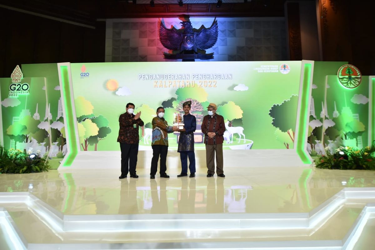 KLHK anugerhkan Kalpataru 2022 kepada Penggagas magrove digital di Ekowisata Mangrove Telok Berdiri