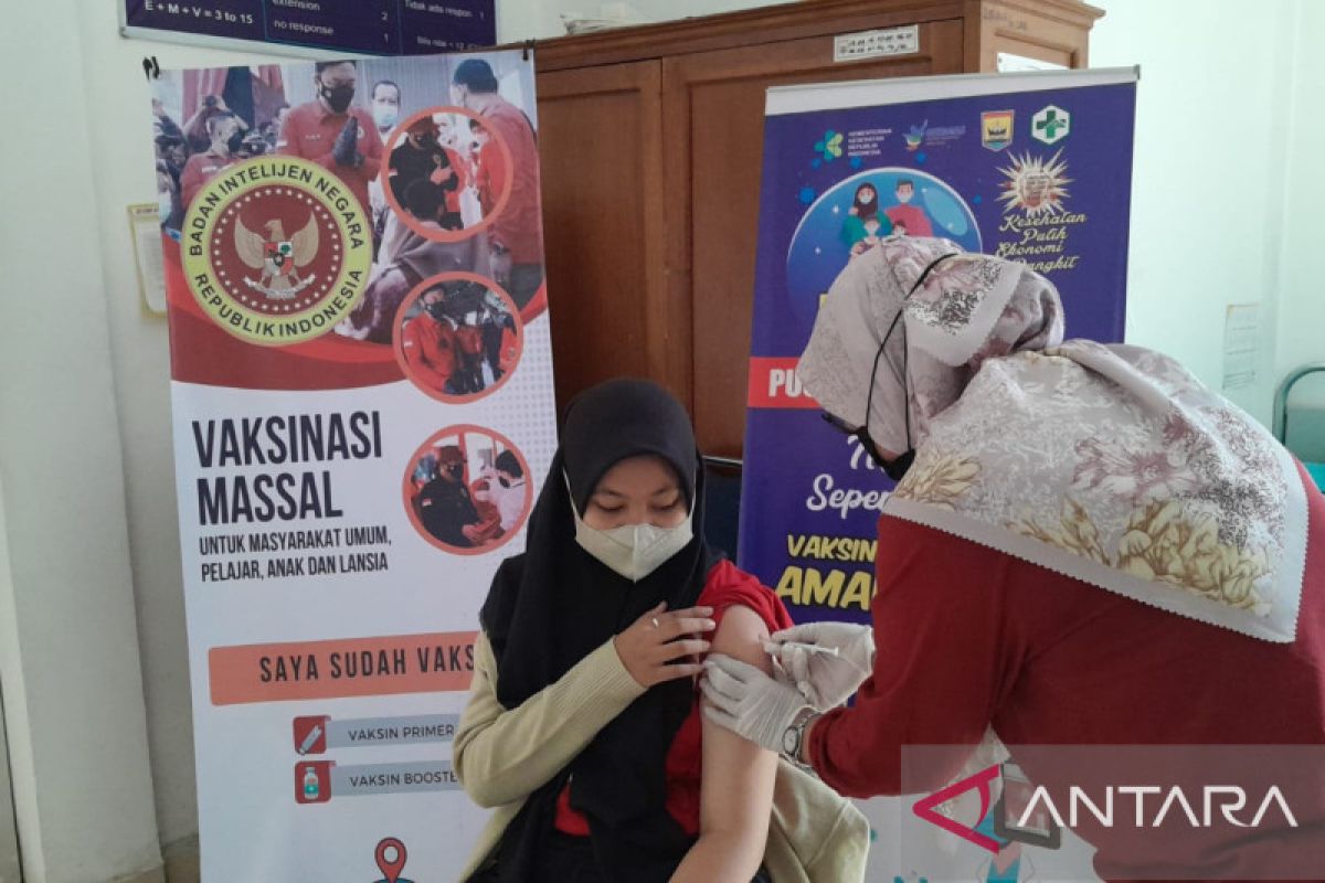 BINDA Sumbar terus laksanakan vaksinasi COVID-19 di Pariaman