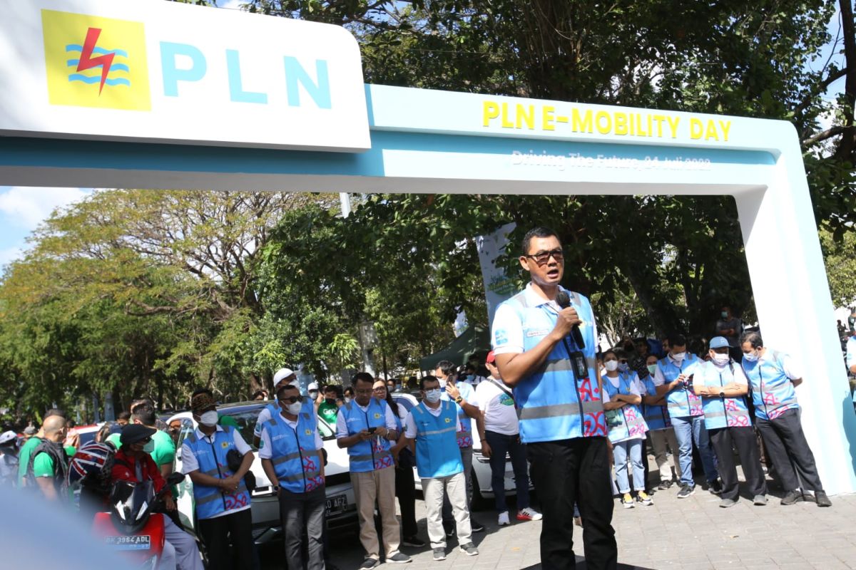 Ajak masyarakat pakai kendaraan Listrik, PLN gelar parade di Bali