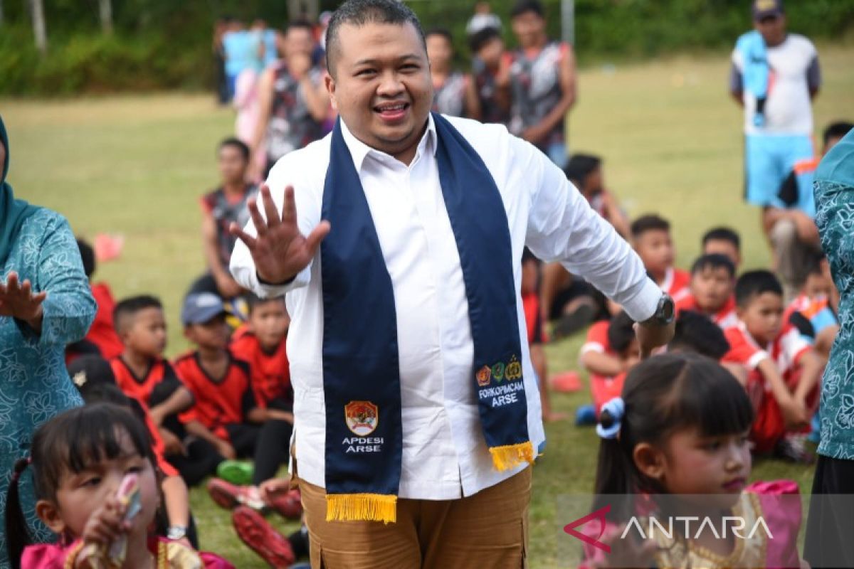 Momen Hari Anak Nasional, Bupati menari bersama anak-anak Tapsel