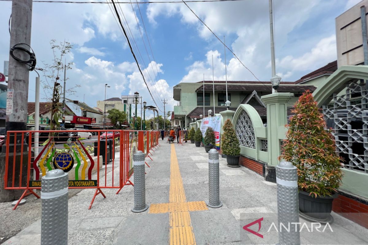Revitalisasi pedestrian Jalan Senopati Yogyakarta tuntas jelang akhir tahun