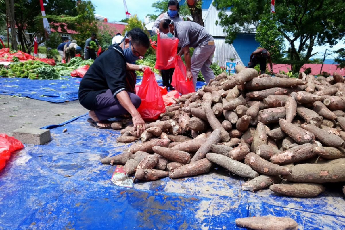 Sekolah Adat Papua Turut Pertahankan Pangan Lokal - ANTARA News Papua