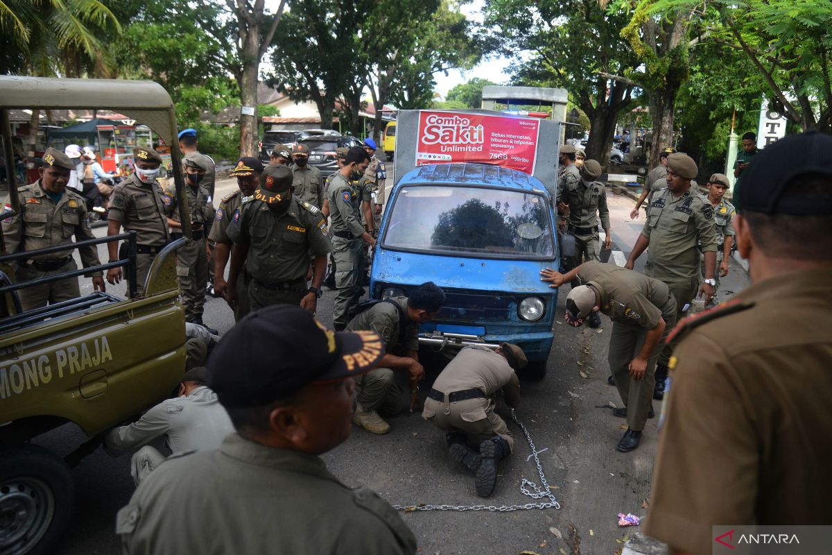 Operasi penertiban pedagang liar di Banda Aceh