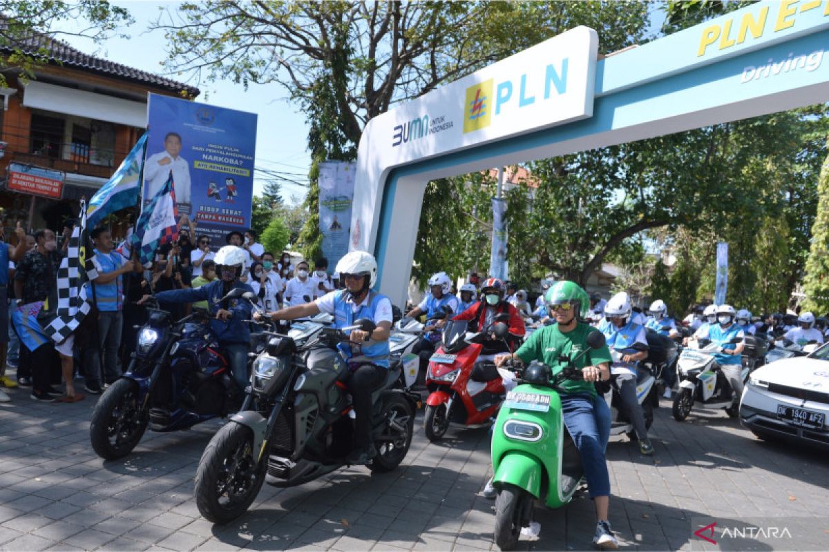 Grab dan PLN tambah SPBKLU di Jawa dan Bali