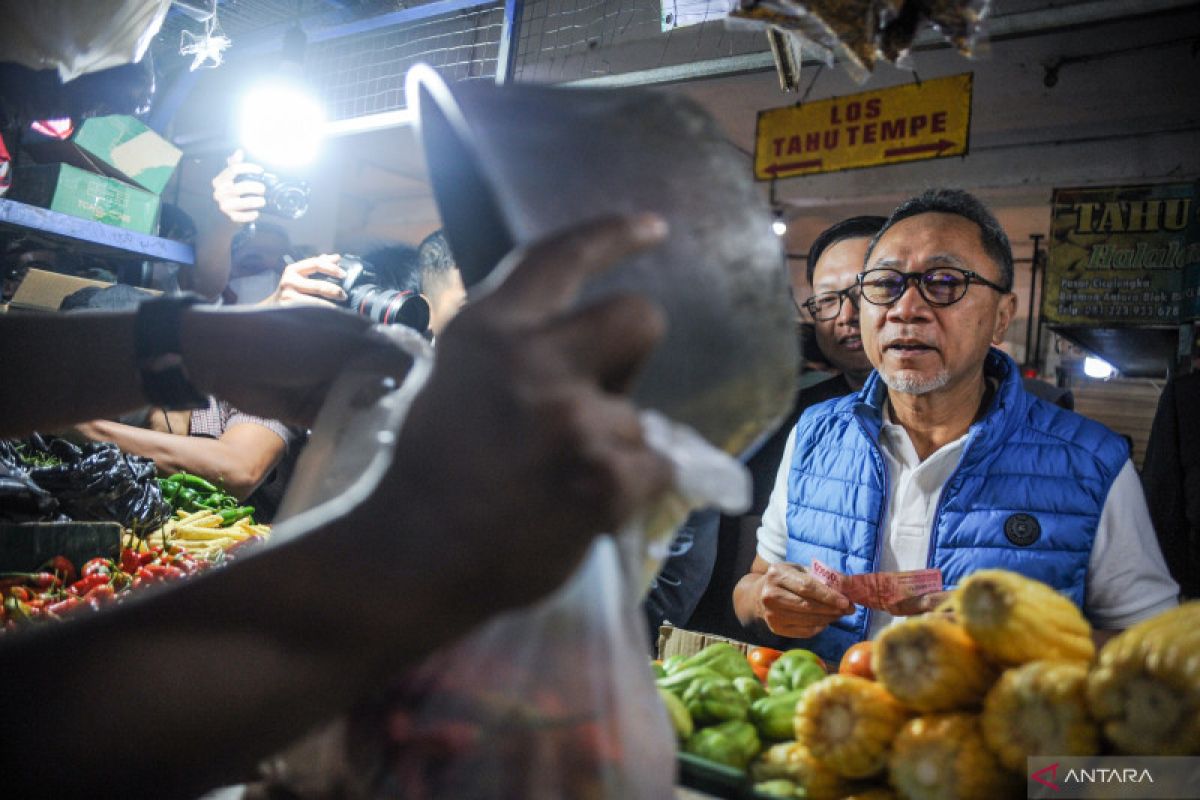 Mendag rumuskan aturan wajibkan mini market pasok ke warung