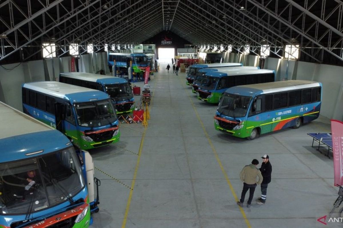 Chili mulai produksi bus listrik, ingin kurangi ketergantungan BBM