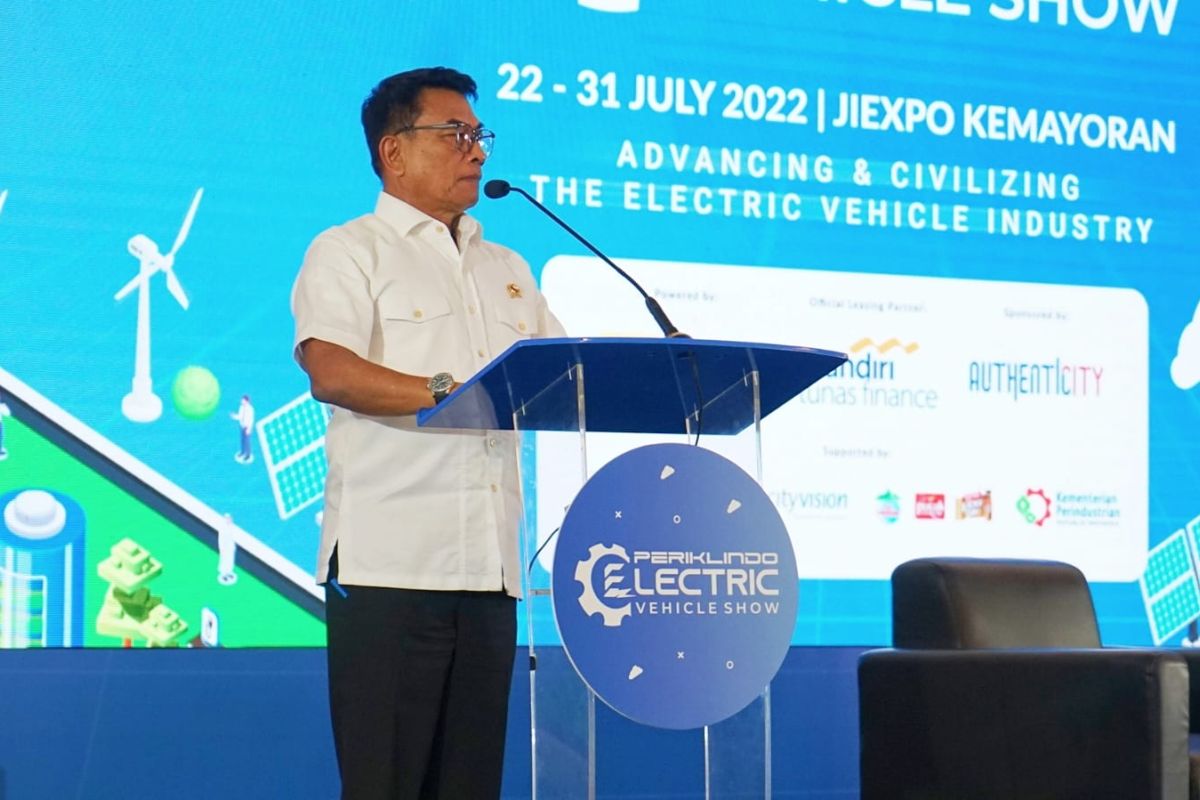 KSP ungkap alasan pemerintah percepat pengembangan kendaraan listrik di Indonesia