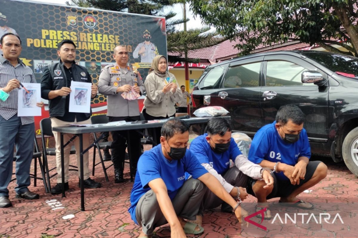 Polisi tangkap penguras ATM gunakan tusuk gigi