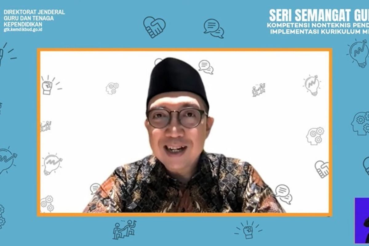 Kemendikbudristek luncurkan kembali Program Semangat Guru