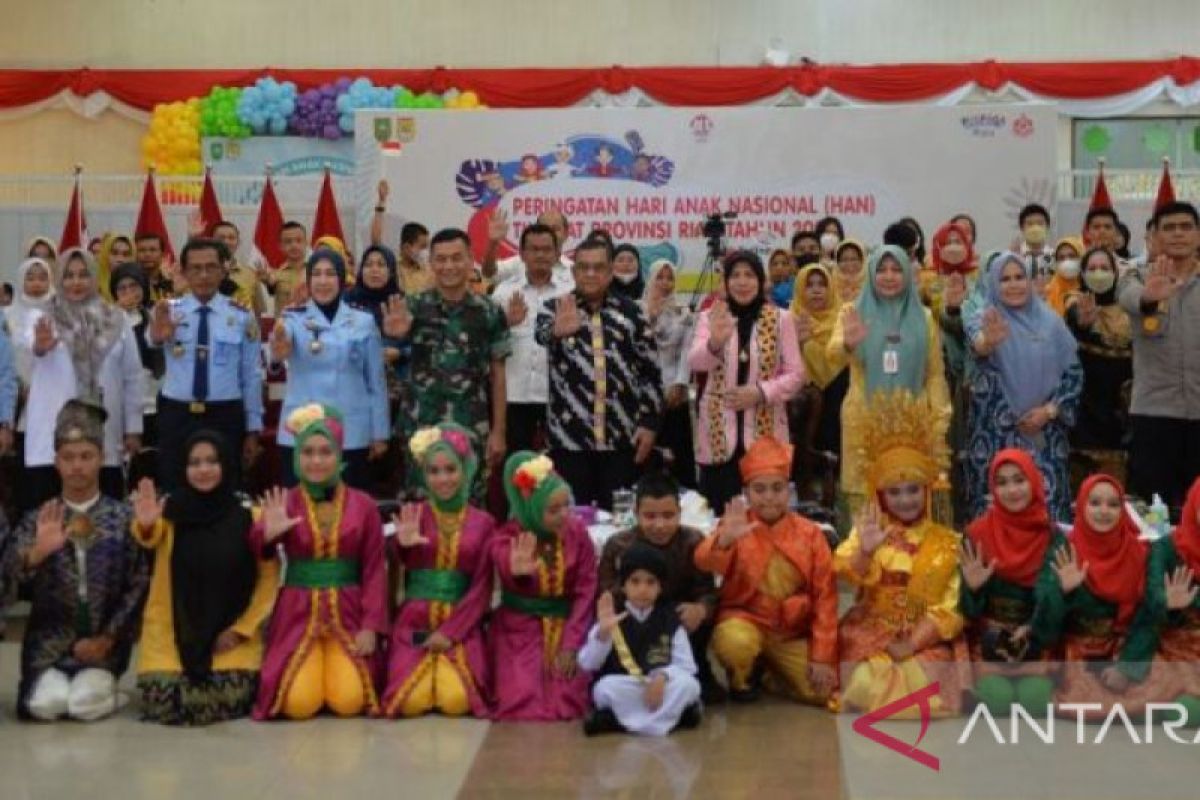 11 kabupaten/kota di Riau raih penghargaan kota layak anak 2022