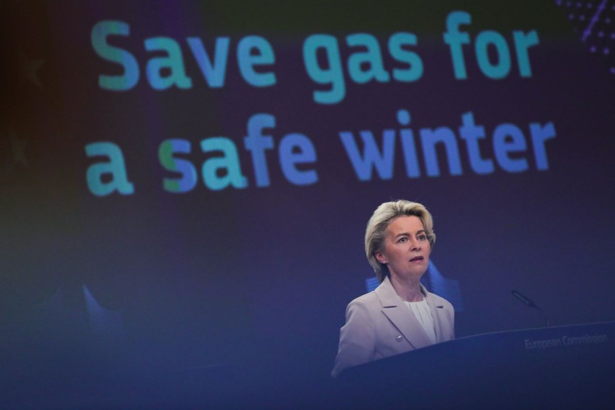 Negara anggota EU sepakat pangkas 15 persen permintaan gas