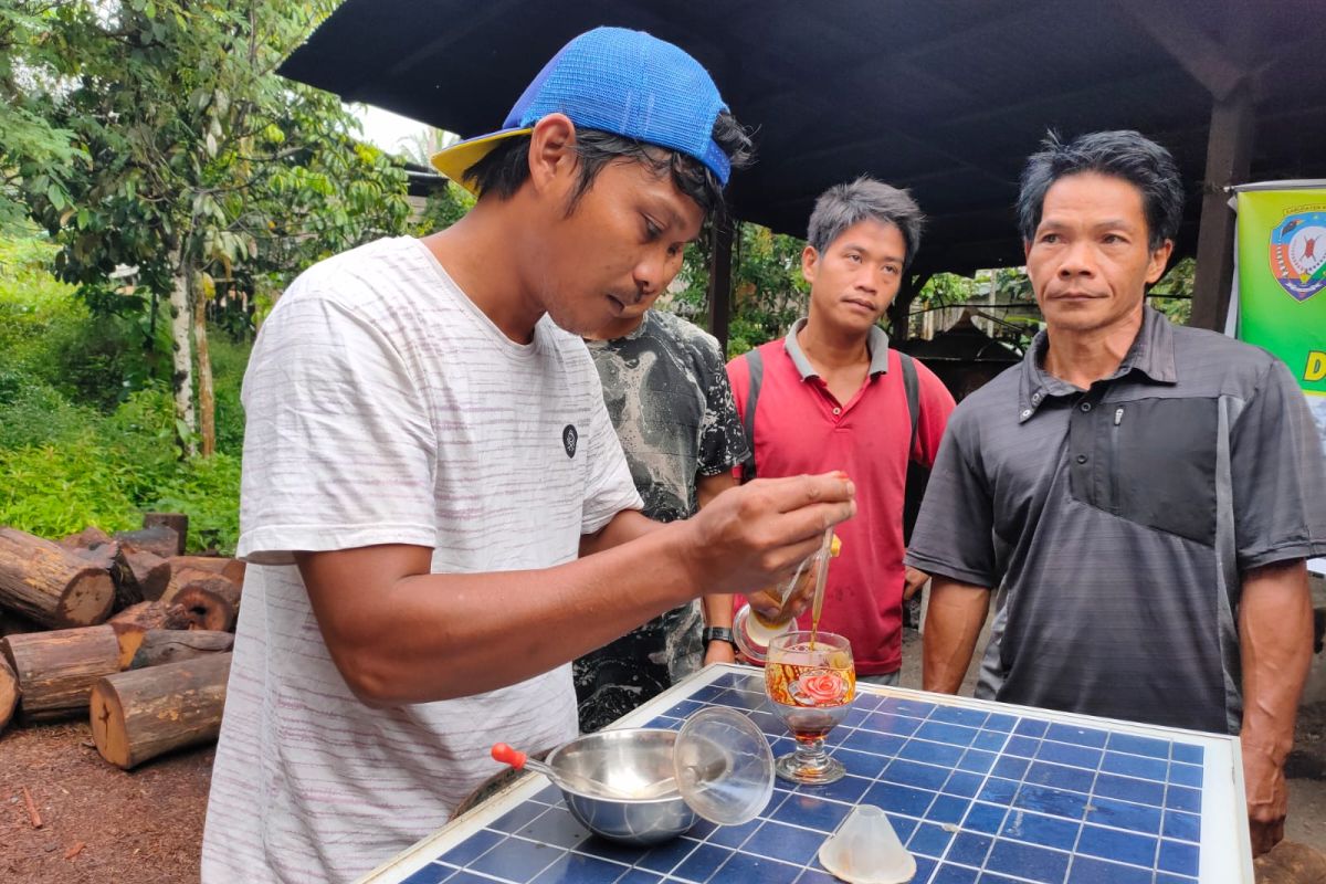 Tingkatkan penghasilan masyarakat, KUPS Desa Long Pada olah limbah gaharu jadi "cuan"