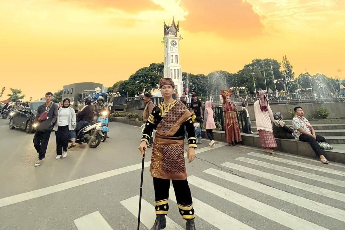 "Jam Gadang Fashion Week" di Bukittinggi, Polisi sarankan tidak di jalan raya