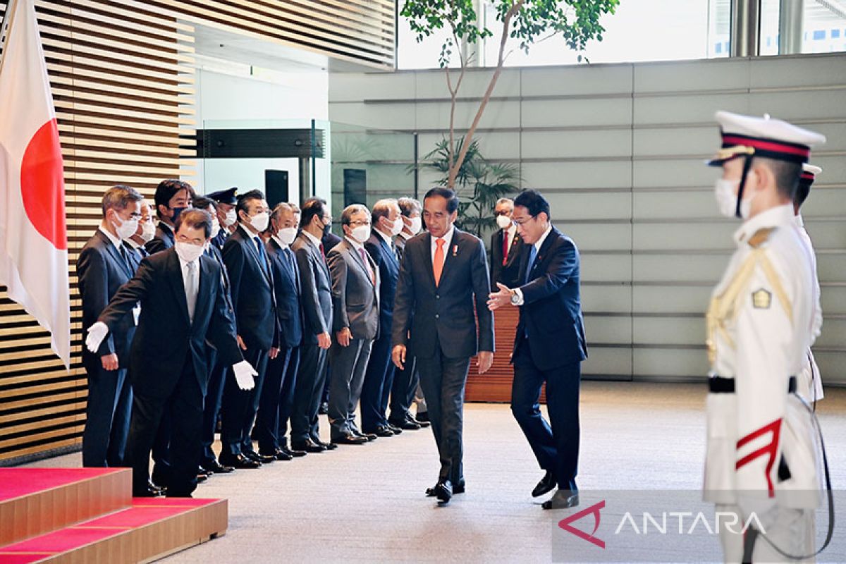 Presiden Jokowi diterima PM Kishida di Tokyo