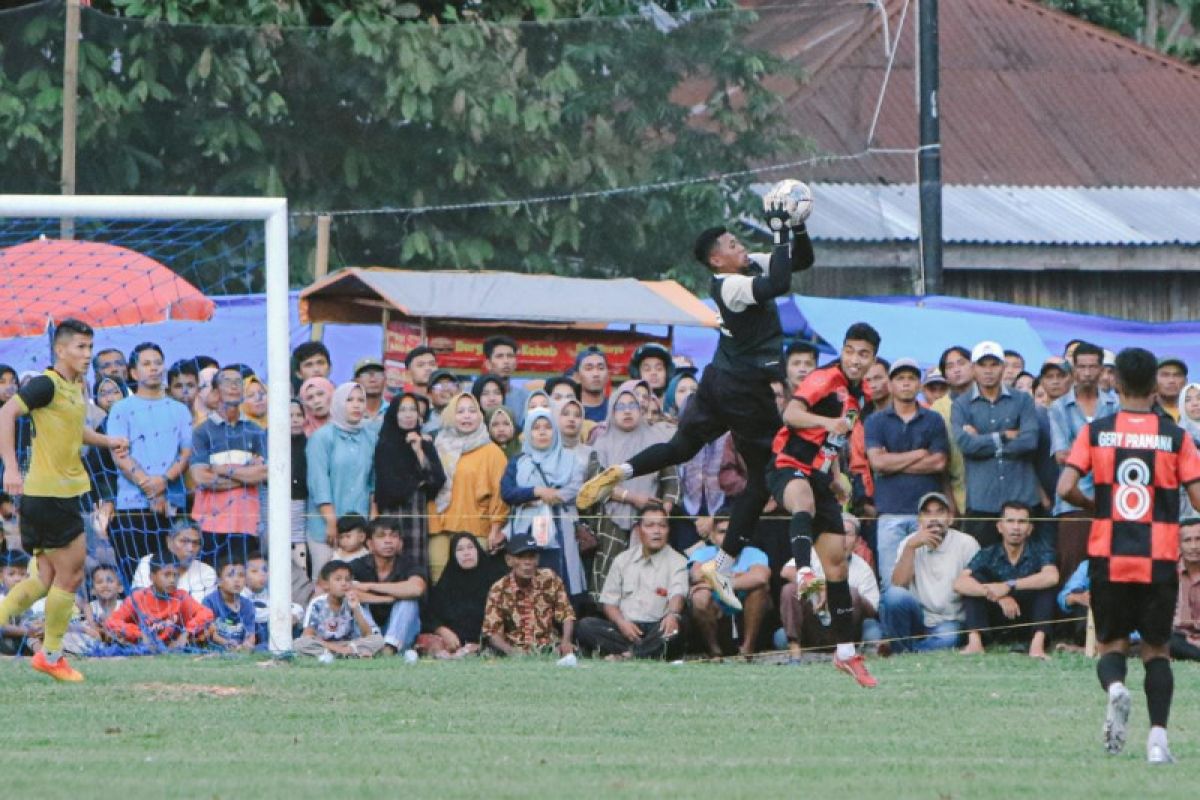 Semen Padang FC gagal jajal Stadion Haji Agus Salim pascaperbaikan