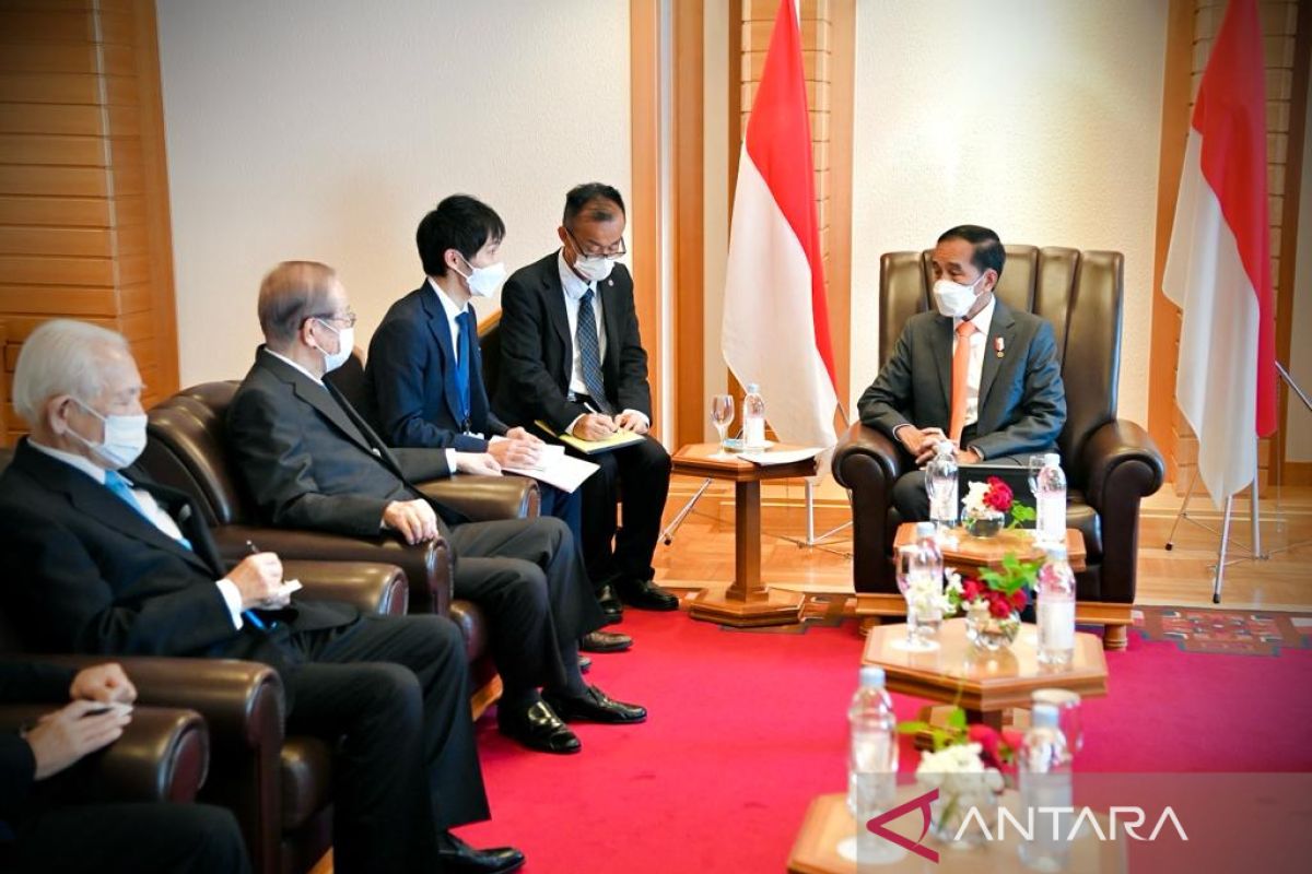 Jokowi terima Presiden Japan-Indonesia Association bahas ketua ASEAN