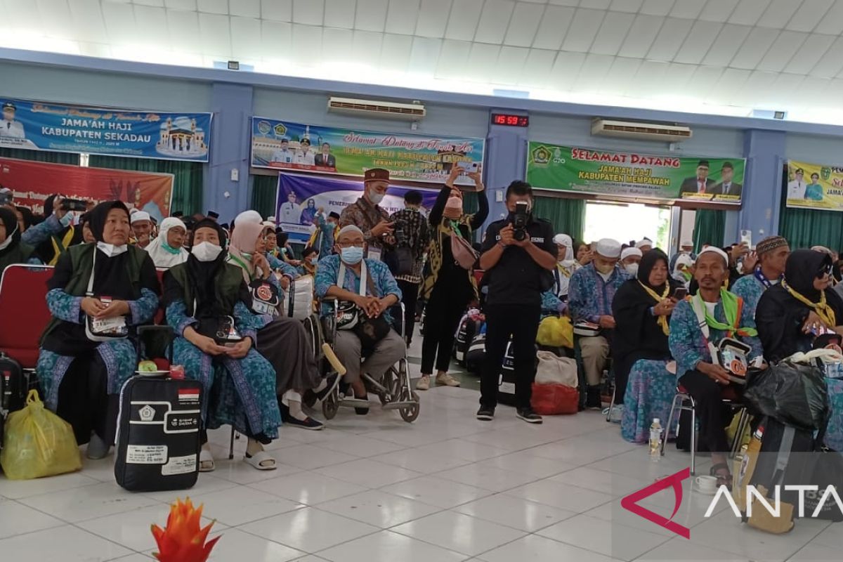 442 Jamaah Haji asal Kalimantan Barat tiba di tanah Air