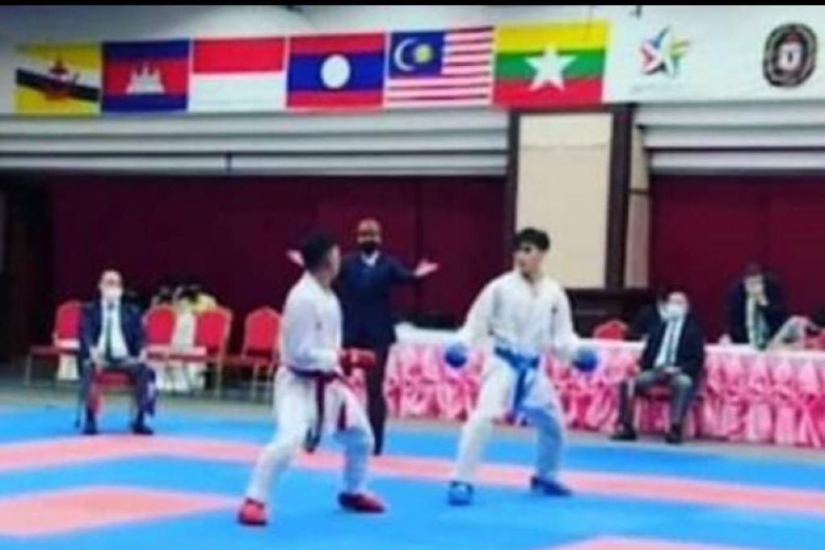 Karateka asal Lampung raih medali emas Anniversary Games di Bangkok