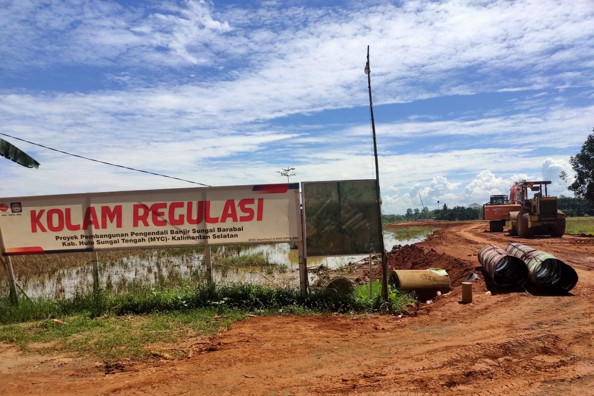 Masyarakat HST harapkan segera selesai kolam pengendalian banjir