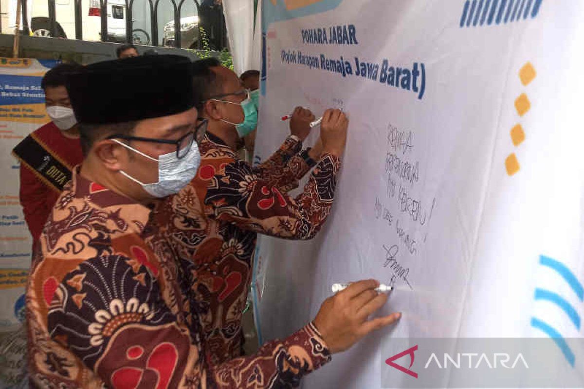 Gubernur Jabar minta guru awasi anak didik cegah perundungan