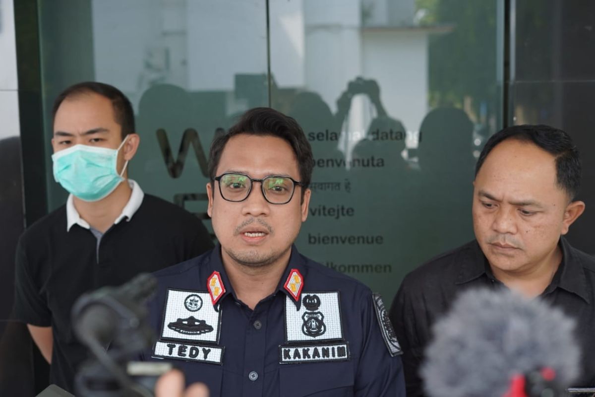 Petugas cari pelaku WNA diduga kencing di jalan umum di Denpasar