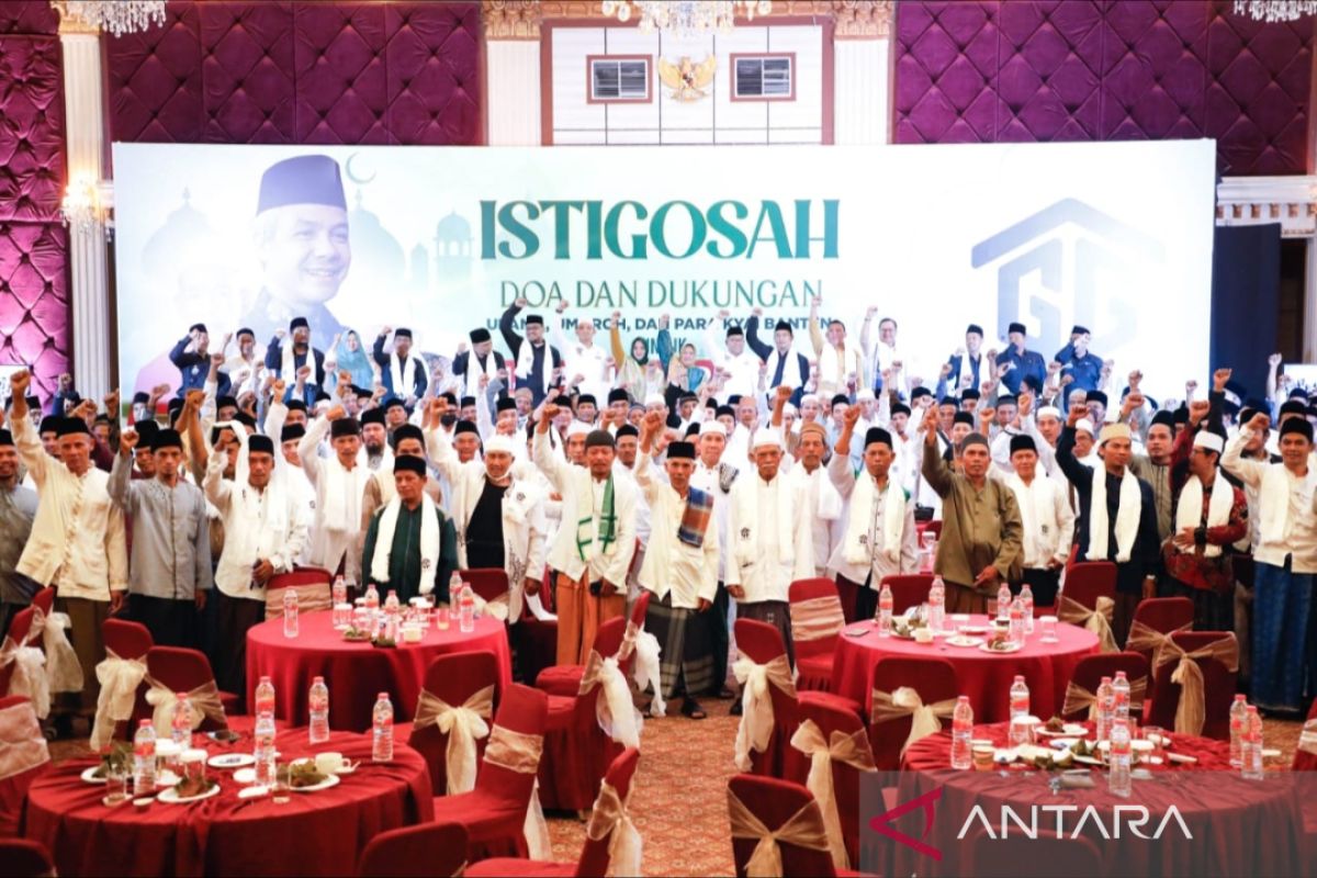 Gelar Istighosah,Ratusan Ulama Sepakat Dukung Ganjar Maju Pilpres 2024