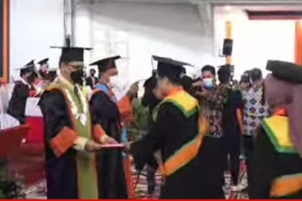 Universitas Jambi wisuda 1.726 mahasiswa, Gubernur Jambi sampaikan apresiasi