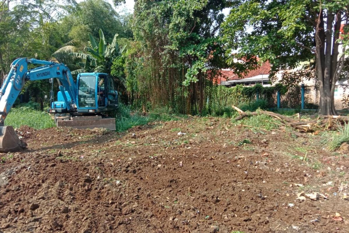 Pemkot Jaktim bangun enam saluran penghubung cegah banjir saat hujan