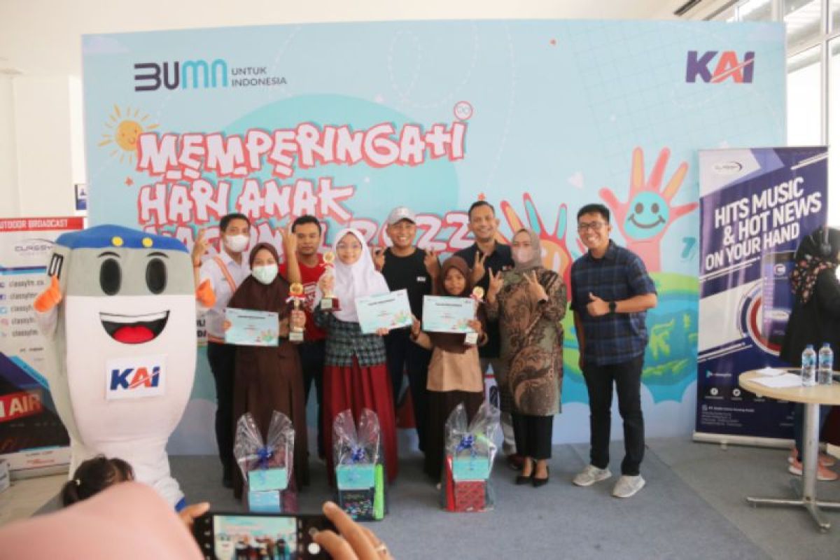 PT KAI Divre II Sumbar gelar lomba menulis dan mewarnai